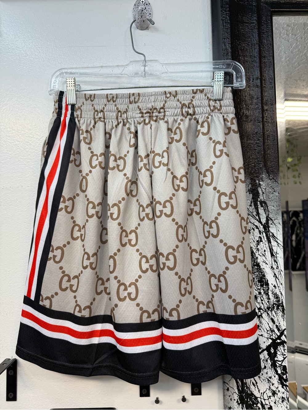 New Era x Nba Los Angeles Lakers Dragon-Print Athletic monogram shorts small - Picture 3 of 6